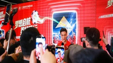 国青世青赛惜败沙特：刘诚宇错失良机，多员配合无果，补时被绝杀0-1，王钰栋、优素福表现抢眼